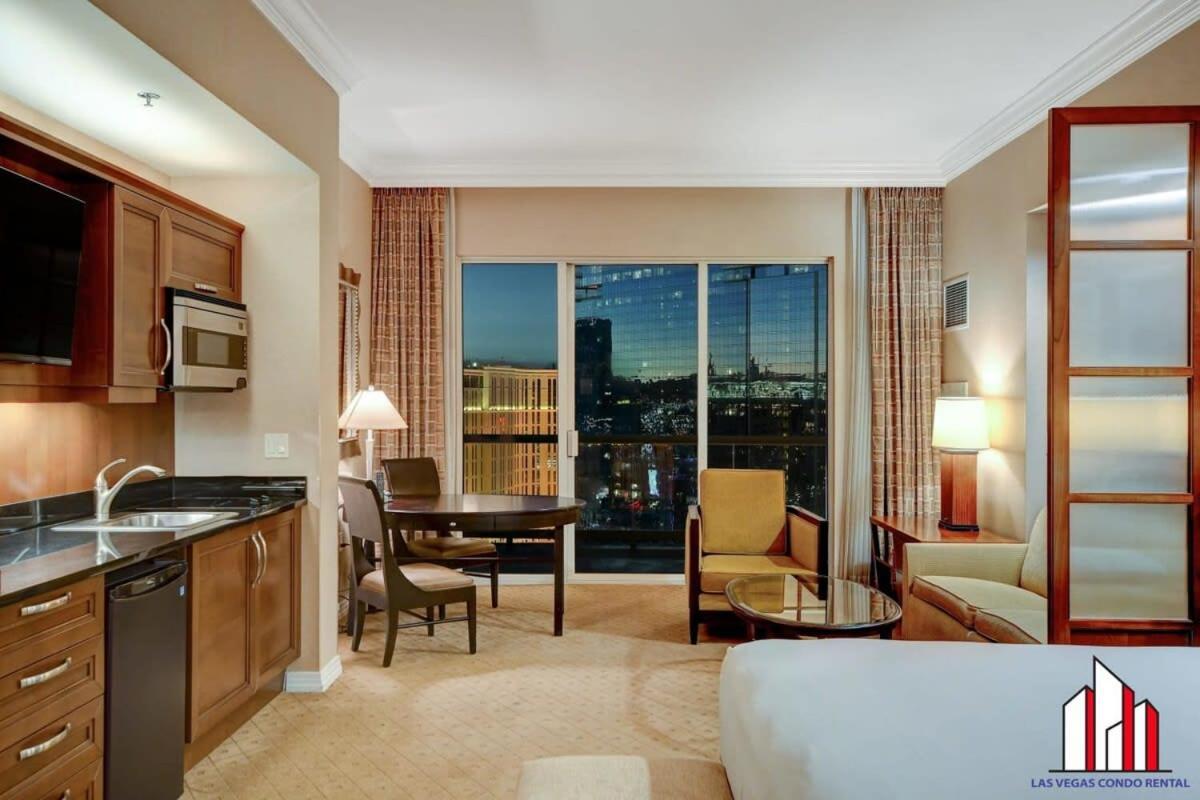 Mgm Signature-33-711 F1 Track & Strip View Balcony Лас-Вегас Экстерьер фото
